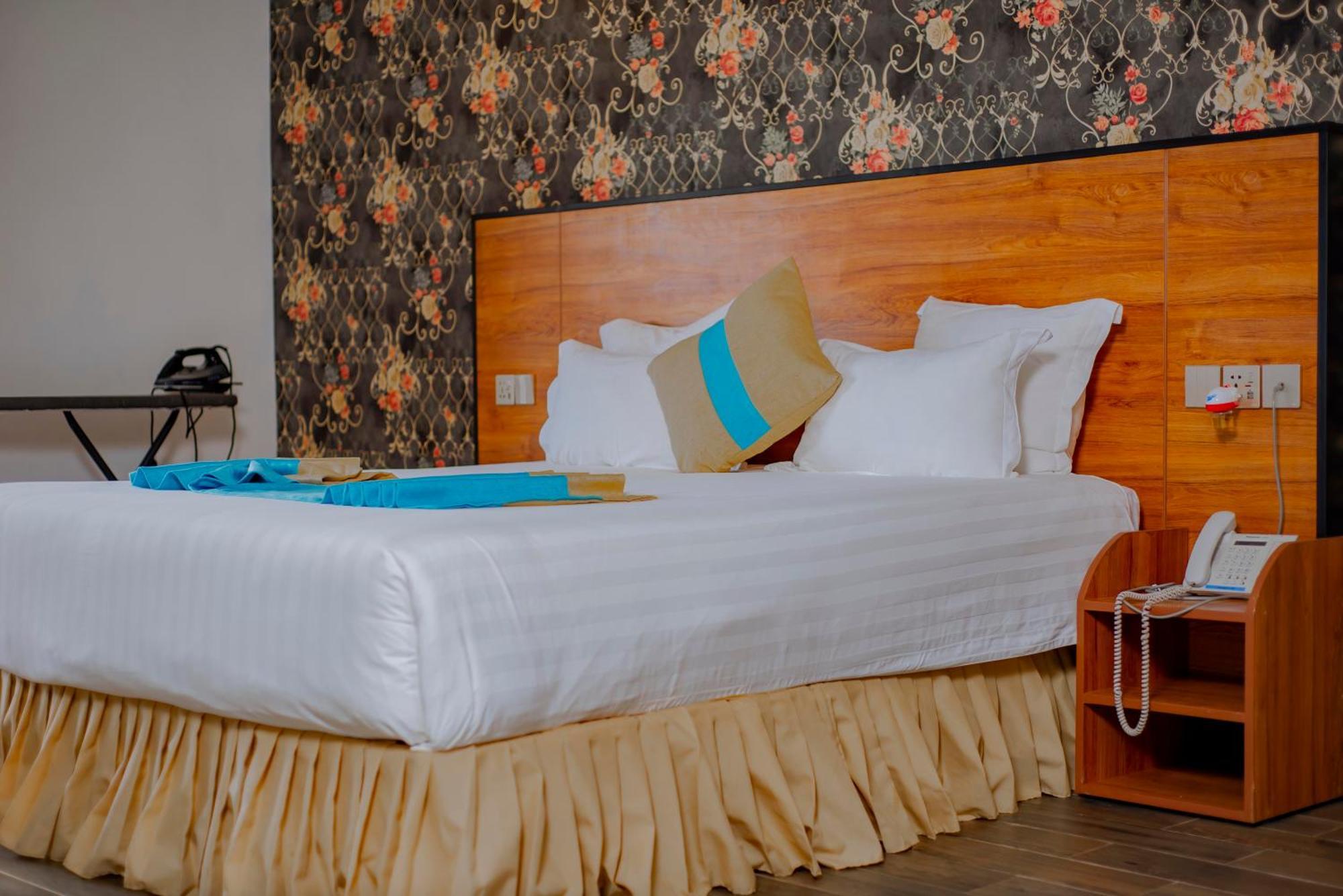 Centric Hotel Kigali Eksteriør billede